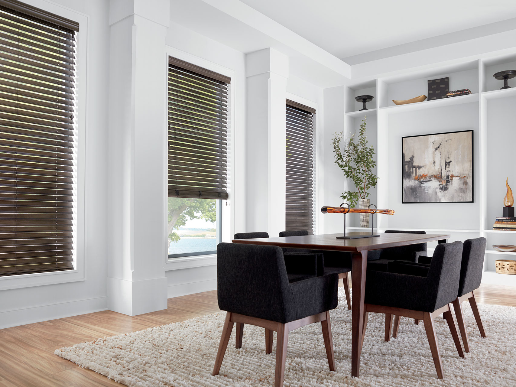 2020_EW_Cordlock_Patina_Dining Room