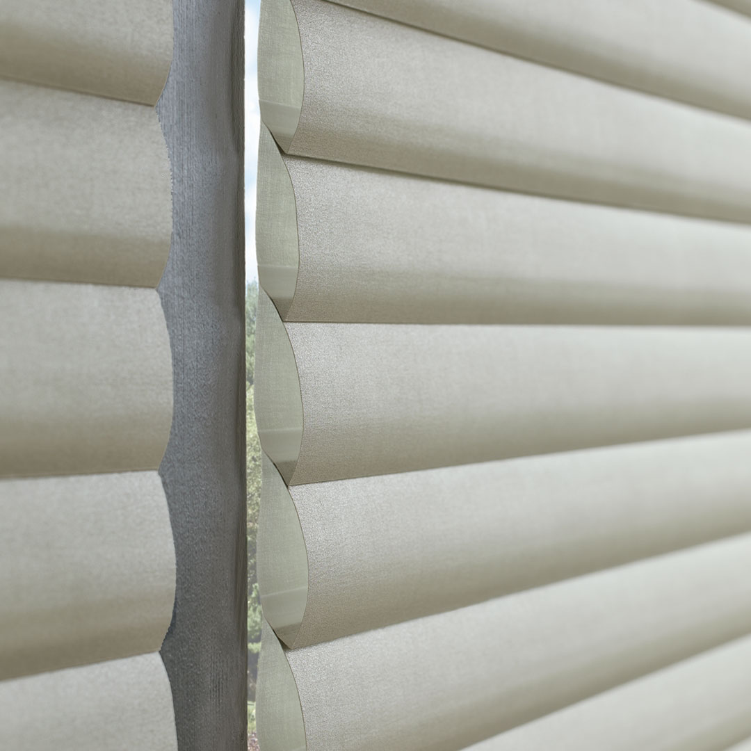 2018_Sonnette_PowerView_SO_Elan Metallic Lightning_Fabric Detail