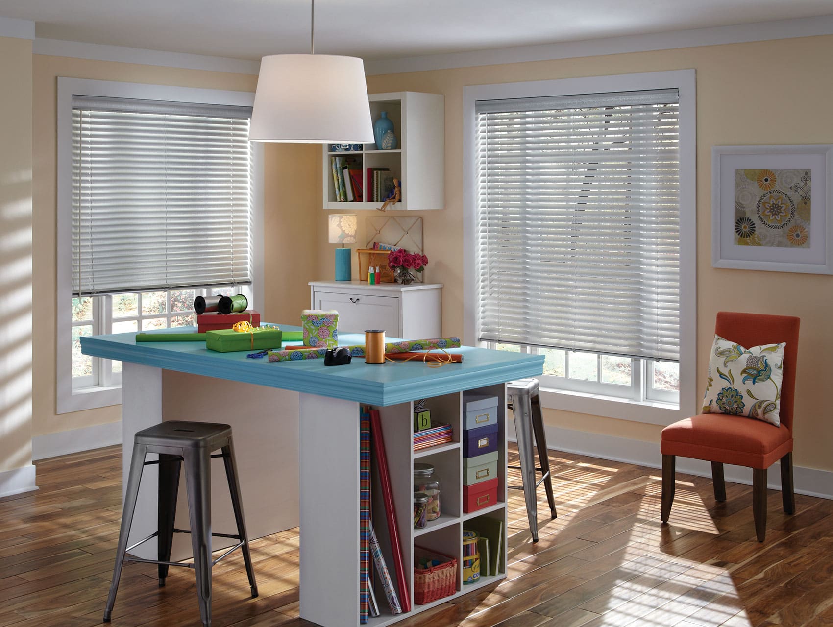 2014_MPM_LR_Aluminum Blinds_Office
