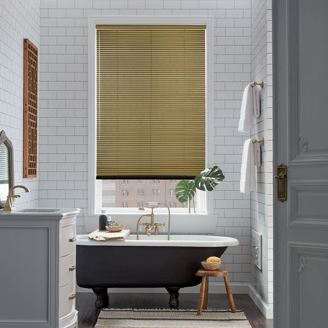 2017_MPM_SL_Aluminum Blinds_Bathroom