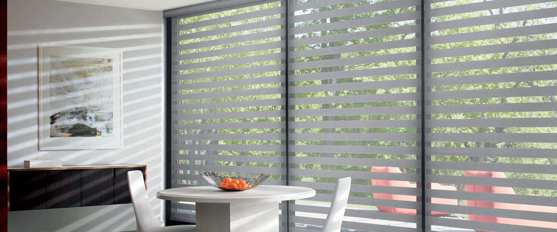 2017_DBS_Custom Clutch_South Beach_Dining Room